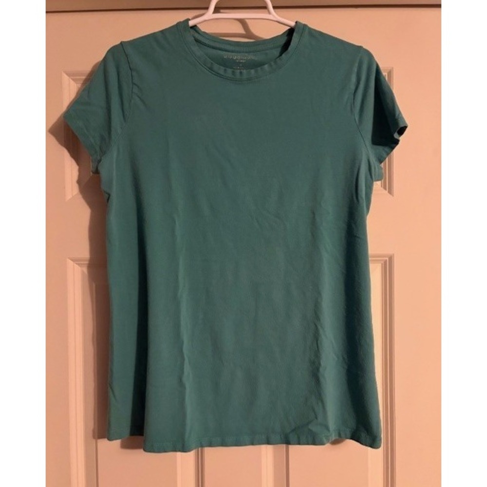 Liz Lange Maternity short sleeved blue-green t shirt, size medium